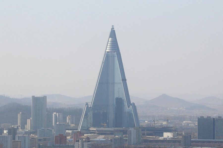 朝鲜柳京饭店耗时30年终于竣工，被称当时世界最高楼