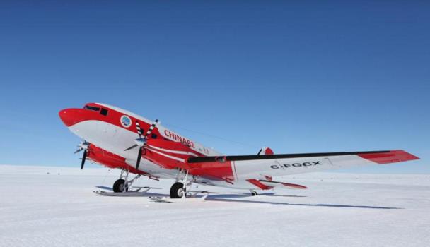 中国极地飞机南极冰盖首降，具有南极航空里程碑式意义