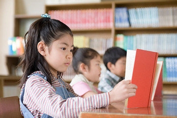 中国出版商极为保守，儿童读物太严肃书中主人公都很听话