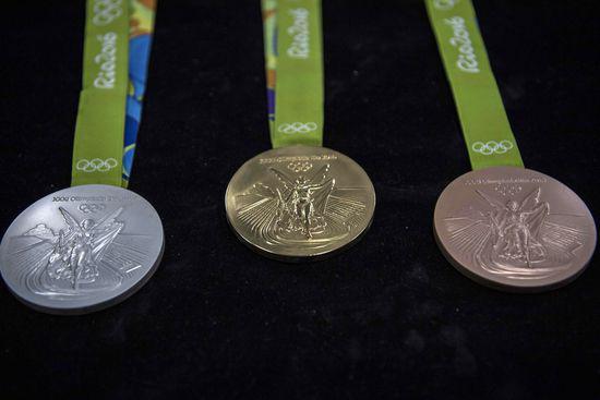 巴西里约奥运会囧事找上门来，上百枚奖牌生锈被退货