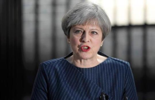 英国首相特蕾莎谴责曼彻斯特爆炸案：可怕的恐怖袭击