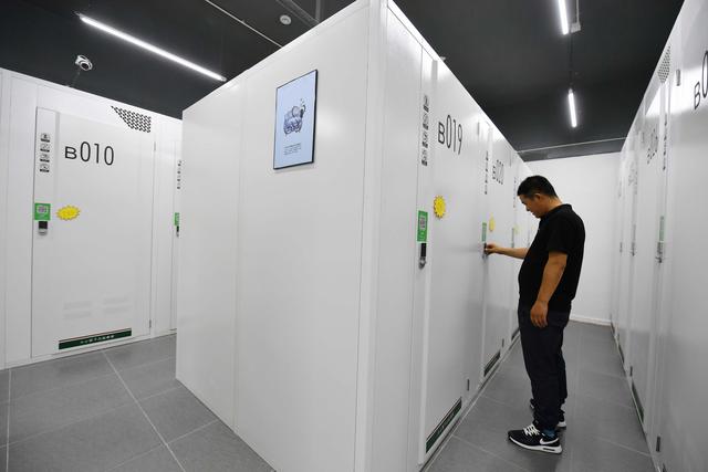迷你考拉仓智能储物间，既避免地下室乱象又给居民添方便