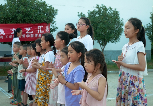 欢声笑语，离别瞿沟