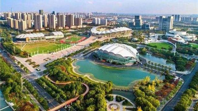 “中国最强县”昆山成为首个工业总产值突破万亿元县级市