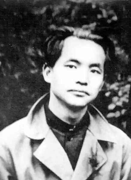 工人运动著名领导人邓中夏：把骨头烧成灰，还是共产党员