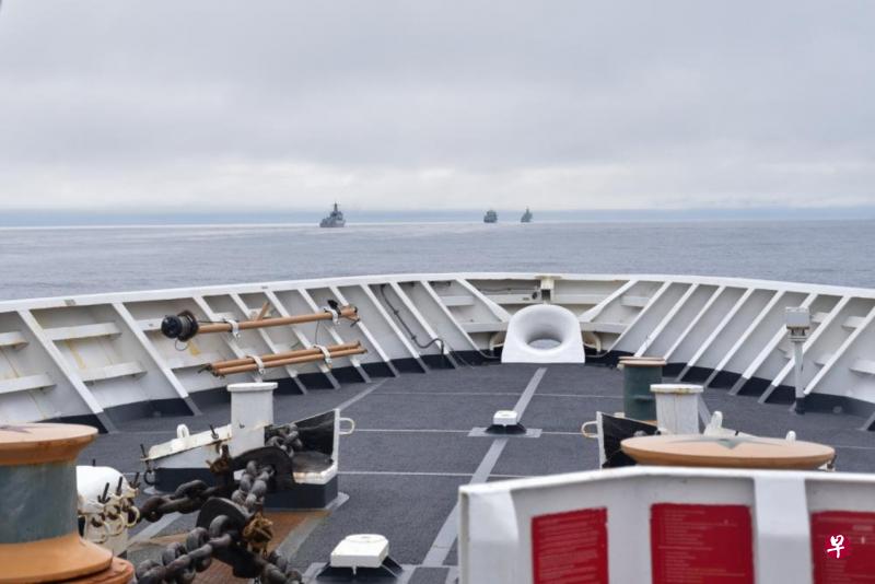 中国海军舰队进入美国专属经济区，回应美舰自由航行行动