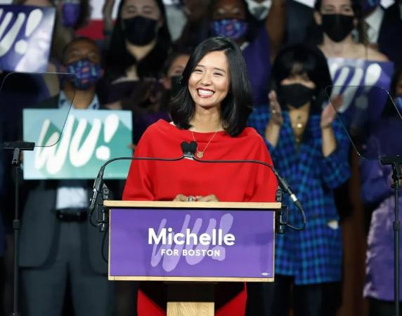 85后华裔吴弭（MichelleWu）成波士顿首位女市长靠的是什么？
