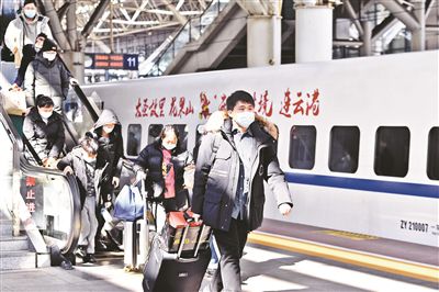 铁路电力民航推出便民措施全力打造平安有序温馨春运