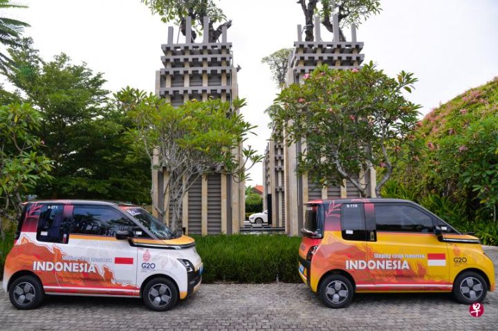上汽通用五菱印尼新能源车作为官方用车穿梭G20会场
