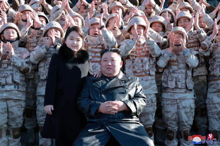 金正恩：朝鲜核力量最终目标是掌握世界最强战略力量