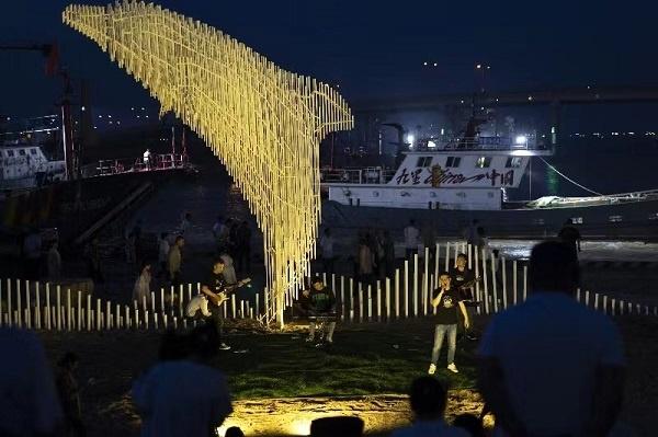 连云港赣榆：海岸线变身“风景线”解锁夜经济“流量密码”