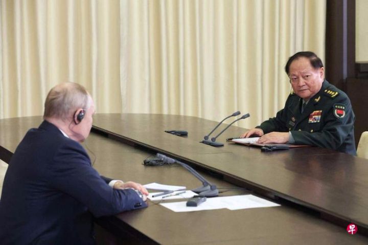 俄罗斯总统普京会见张又侠：俄中不会效仿冷战模式建立军事联盟