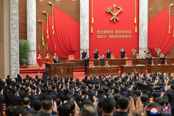 朝鲜领导人金正恩下令加速备战与“反帝”战略合作，反击美国前所未有的“对抗性举动” ...