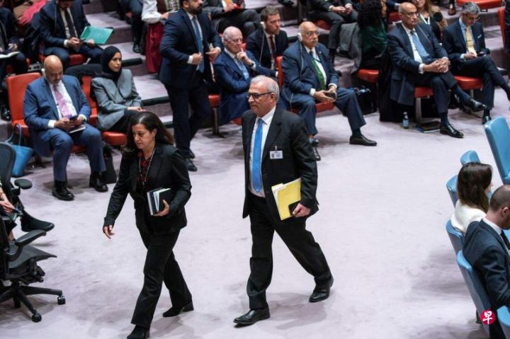 美国否决英国瑞士弃权其余12个安理会成员国赞成巴勒斯坦申请成为联合国正式会员国决议 ...