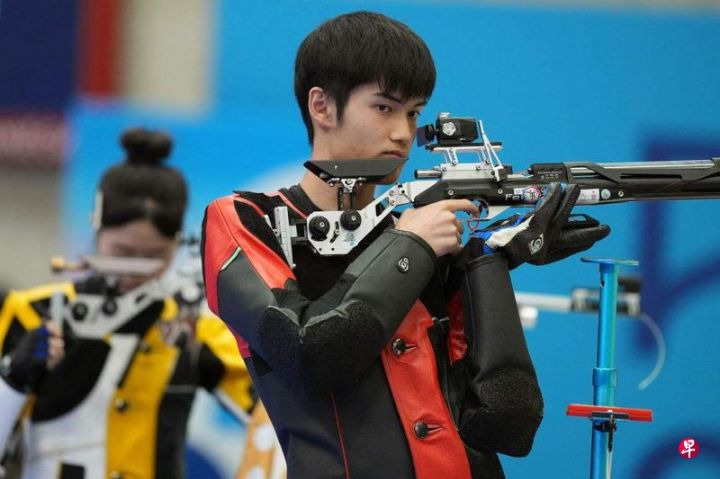 巴黎奥运会开幕当天共颁出14枚金牌，中国射击组合黄雨婷盛李豪赢得本届奥运会首枚金牌 ...
