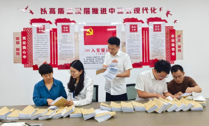 浙江省兰溪市纪委监委以案件查办为引领，通过受贿带行贿、行贿查受贿，斩断“围猎”与甘于被“围猎”的利益 ...
