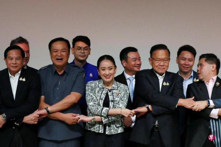 达信幼女37岁的为泰党党魁佩通坦获执政联盟推举为新首相候选人，料将成泰国最年轻首相 ... ...