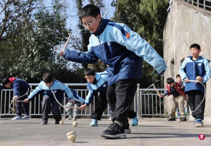 中国教育部将持续推进校园餐、教辅、校服等专项整治，严查利益输送、贪腐行为 ...