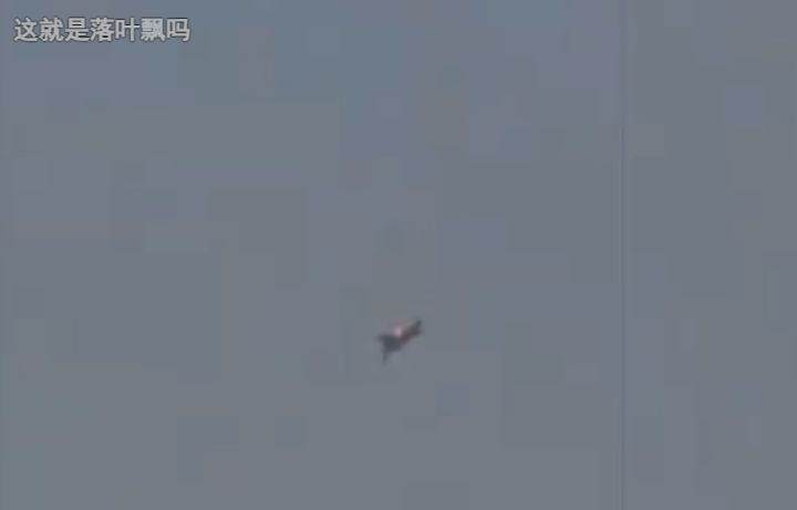 F-15折戟波斯湾！美军"空中优势"神话破灭，飞行员跳伞逃生